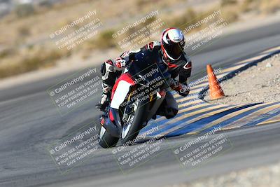 media/Jan-09-2022-SoCal Trackdays (Sun) [[2b1fec8404]]/Turn 11 (935am)/